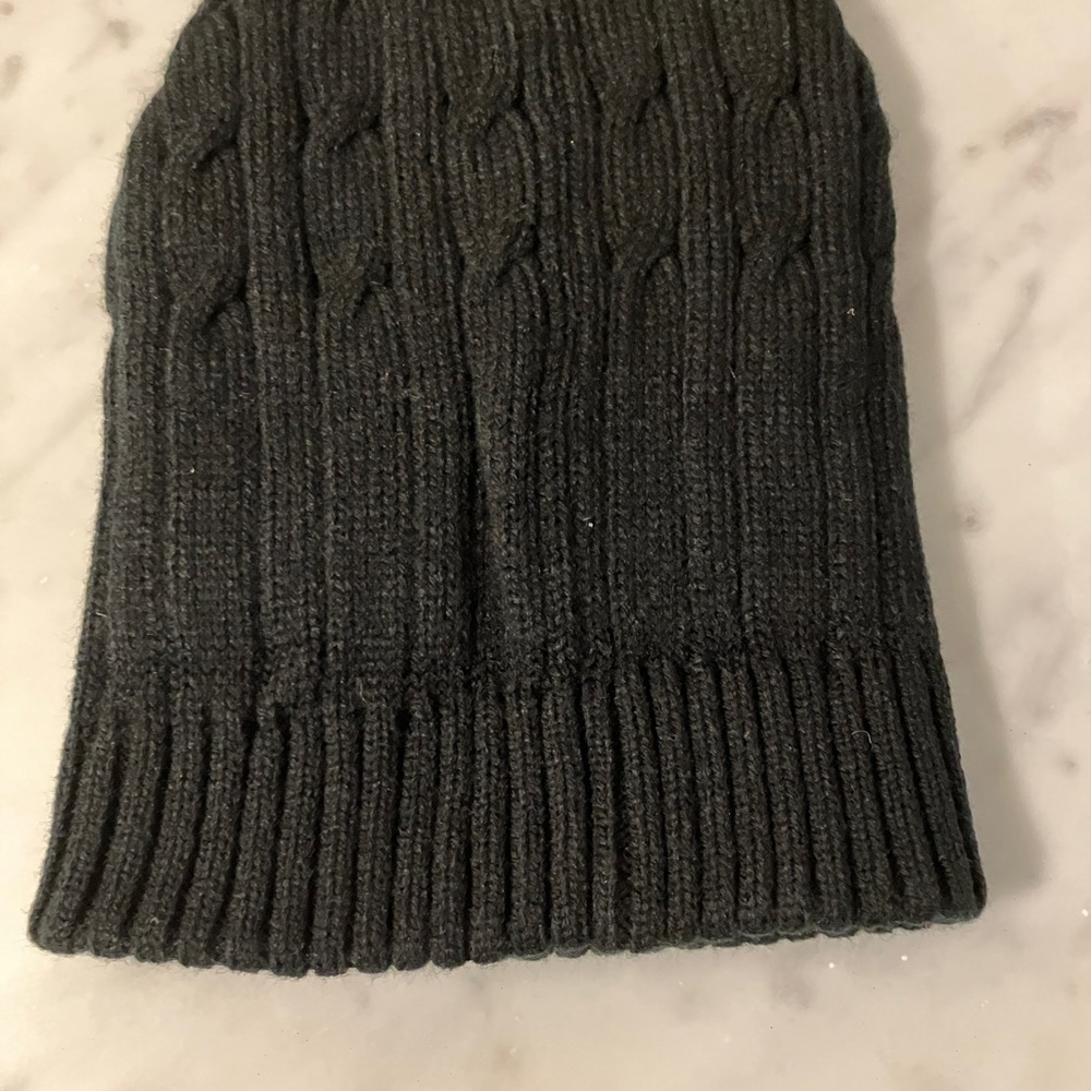 Timberland Black Lambswool Cable Knit Beanie - Picture 2 of 3